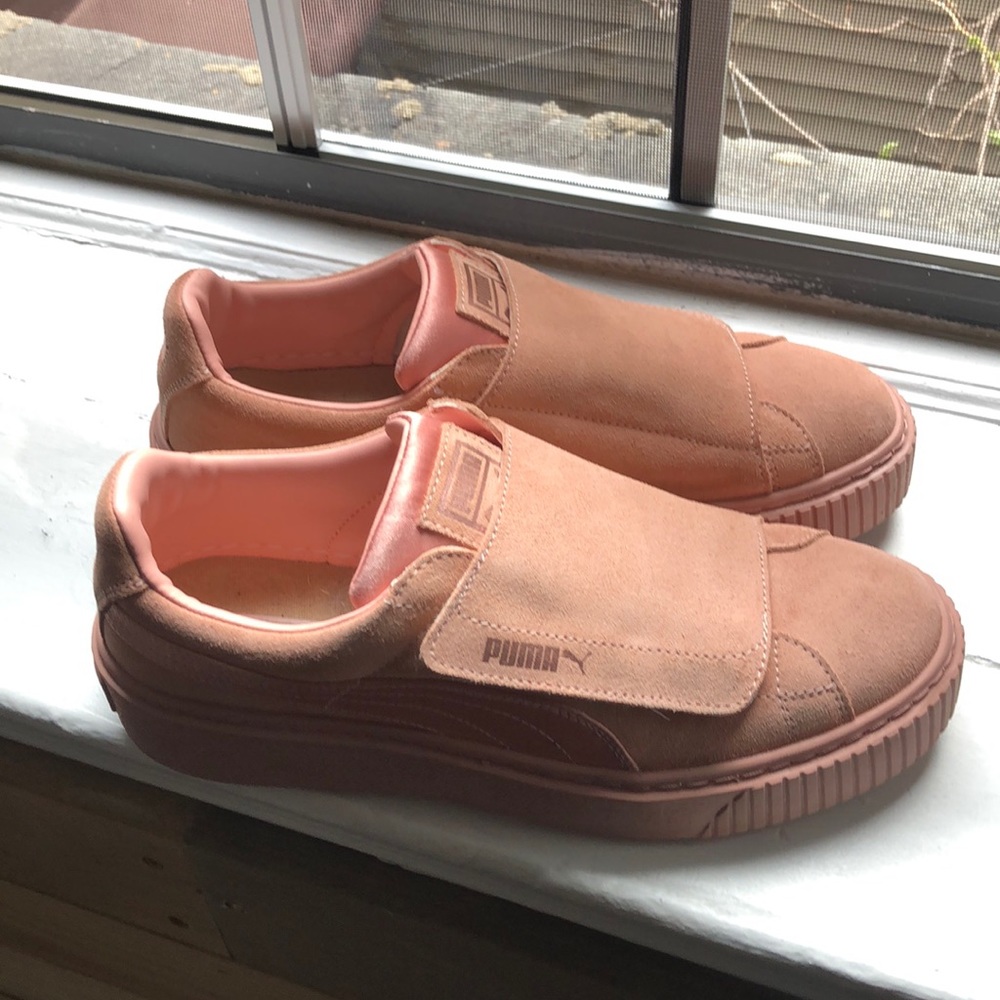 Puma monochrome pink suede platform sneakers